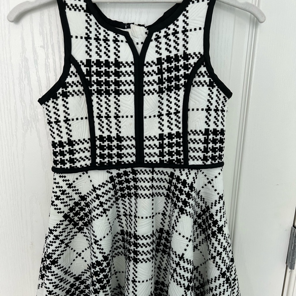 Girls dress, size 7, brand Pippa & Julie, excellent condition